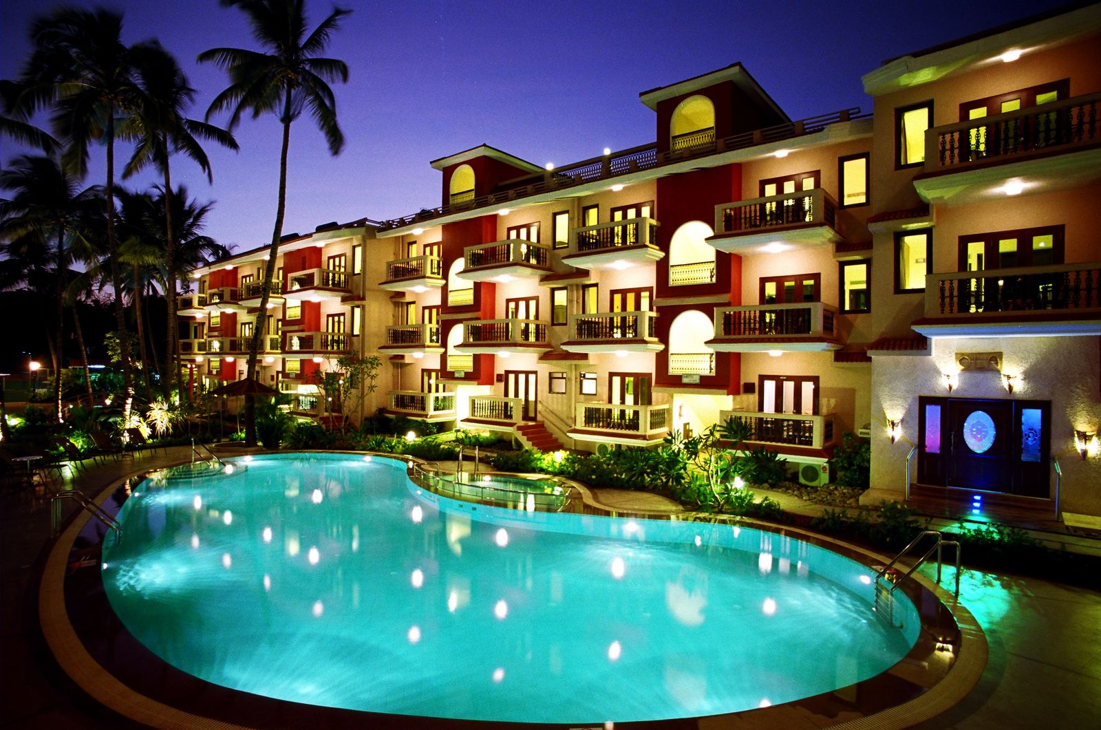 Bài 16: im Hotel (trong khách sạn)