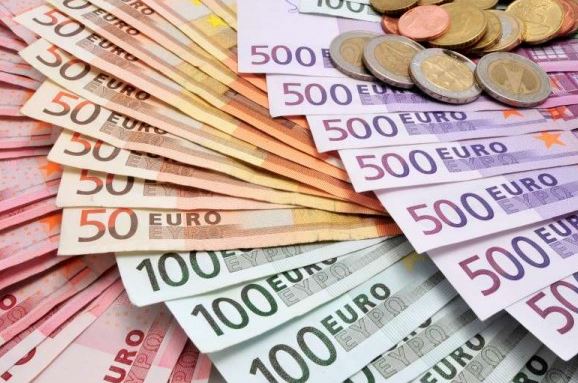Đơn vị tiền tệ chính ở nước Đức là đồng Euro